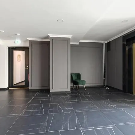 Avangard Apartment *